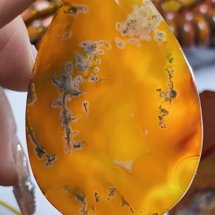 玛瑙/玉髓颈饰未镶嵌敏*