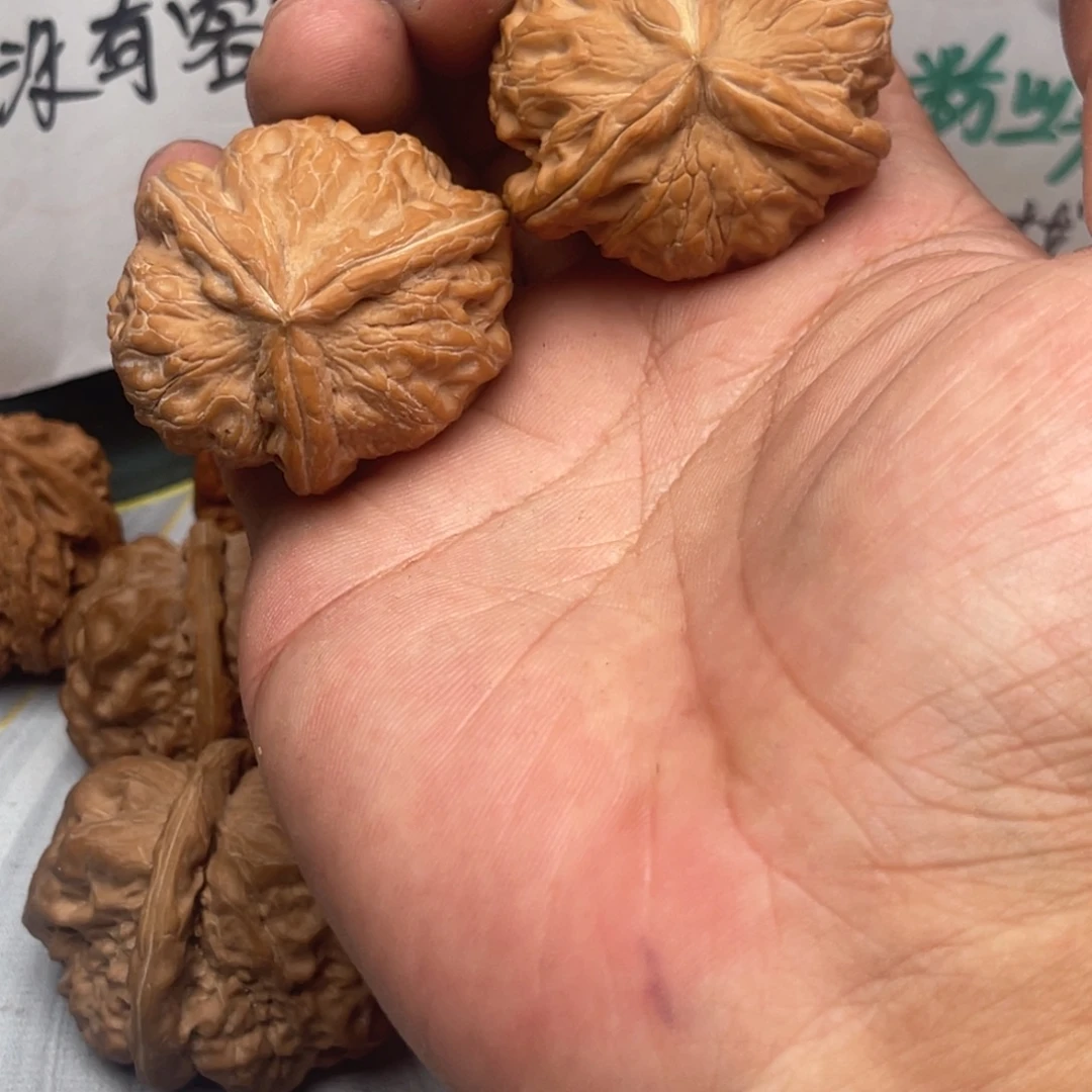喵***)核桃手串/手链元宝三棱核桃