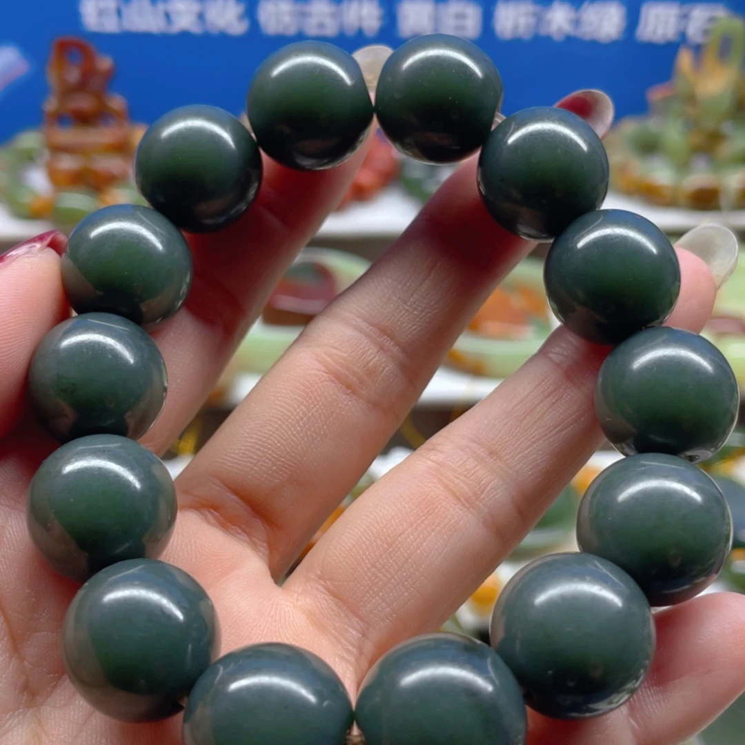 透闪石质玉未镶嵌手串