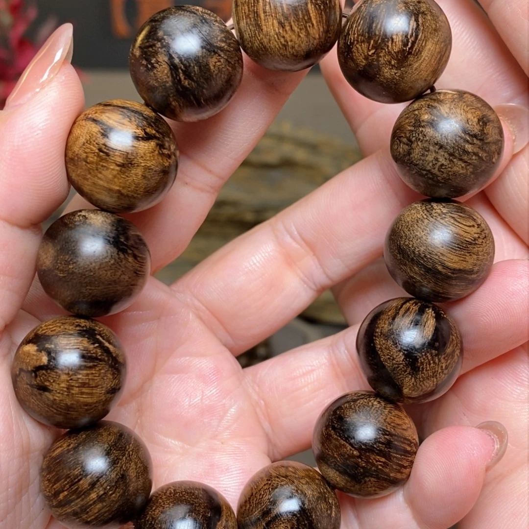 沉香手串越南芽庄白棋楠金丝玉化帝王瘤疤窖藏限量1.8