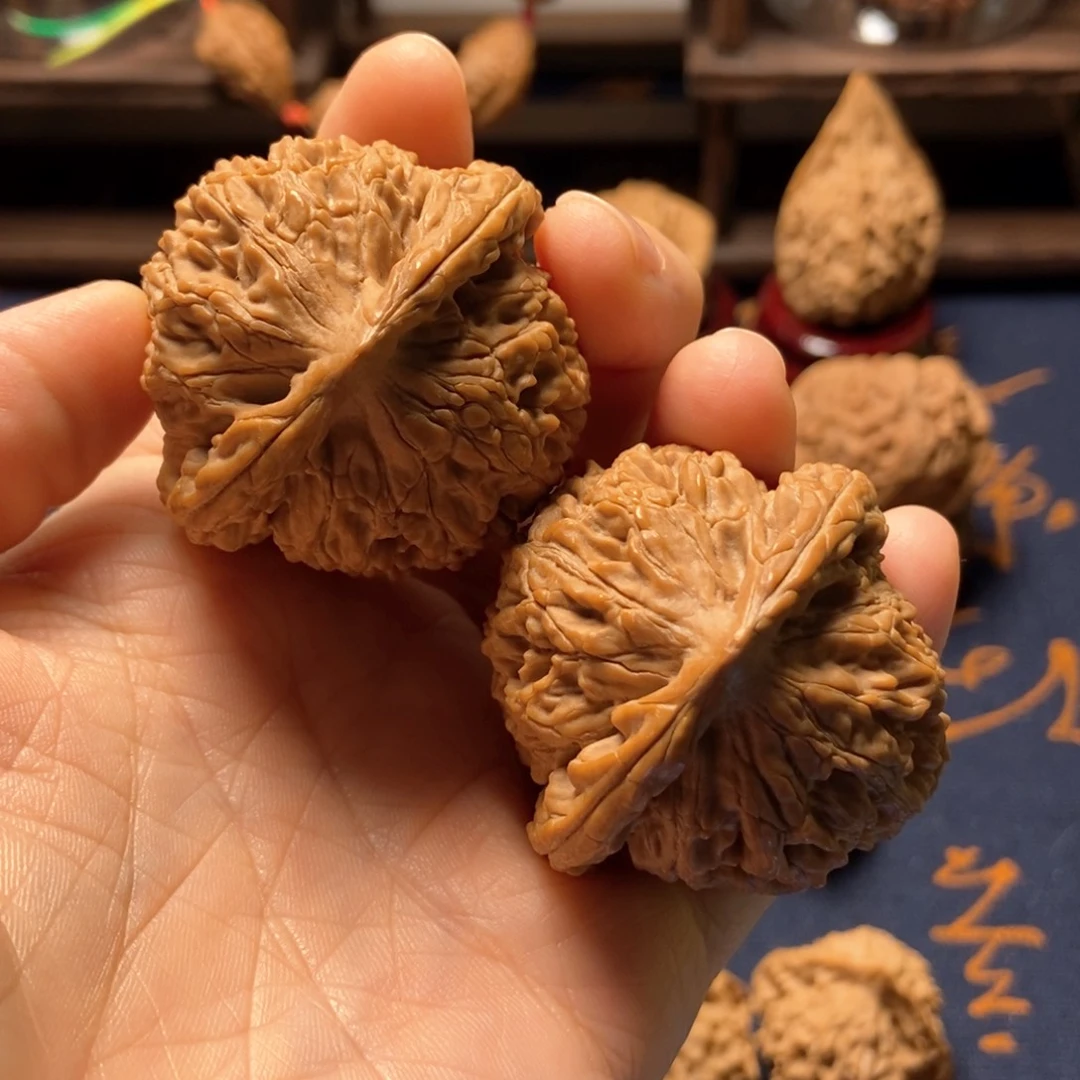 文玩核桃把件不*舟水龙纹尺寸44.5