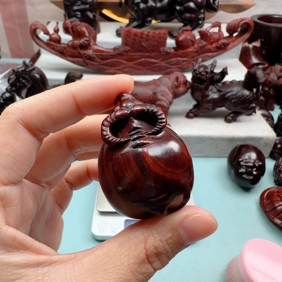 小叶紫檀把件用****6唐牛