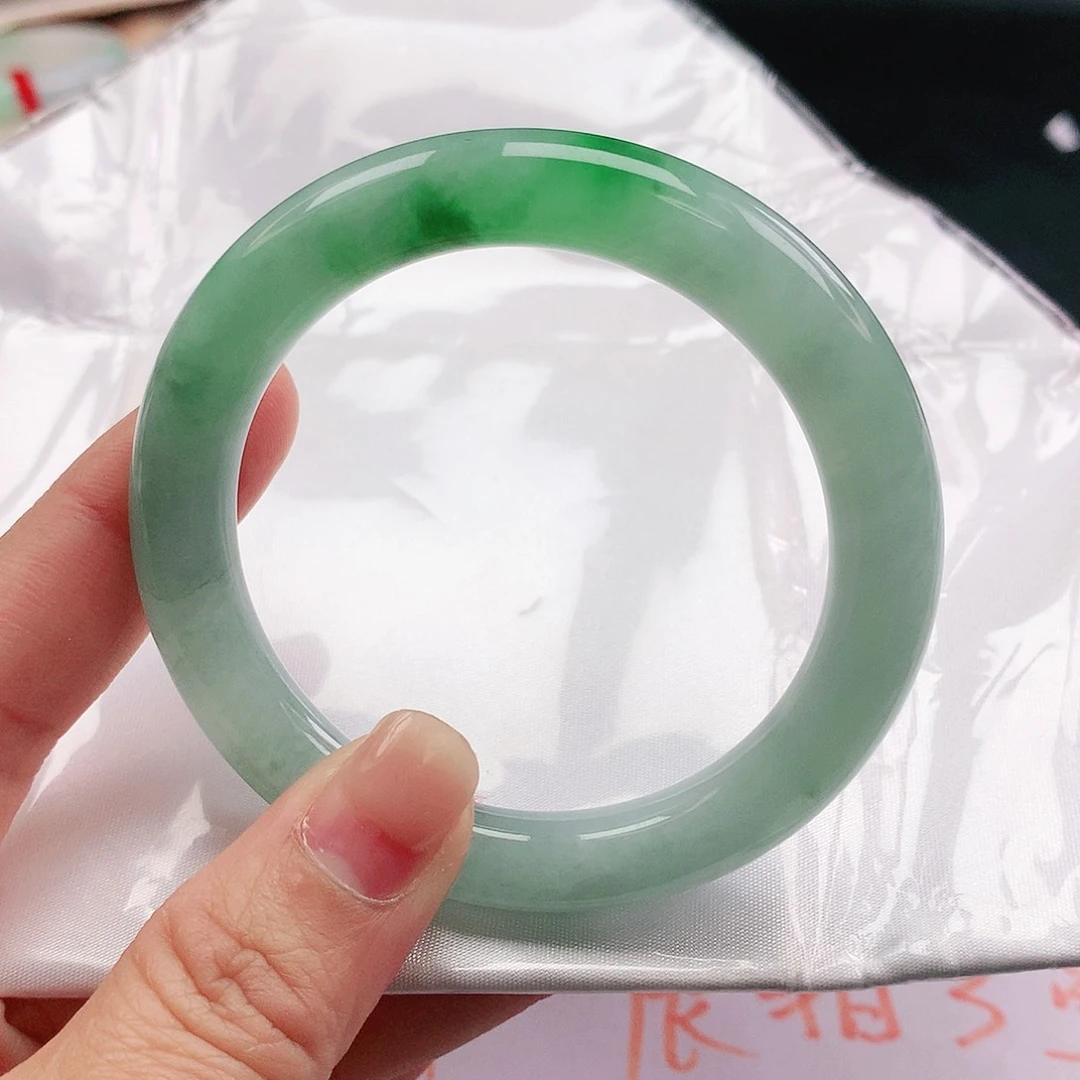 翡翠手镯未镶嵌53圈圆1162