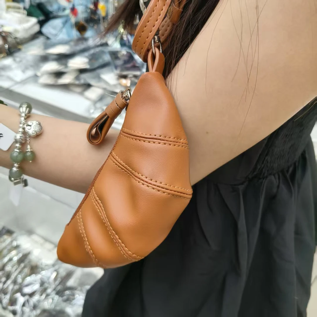 非金属皮质项链 棕色牛角包挂脖项链