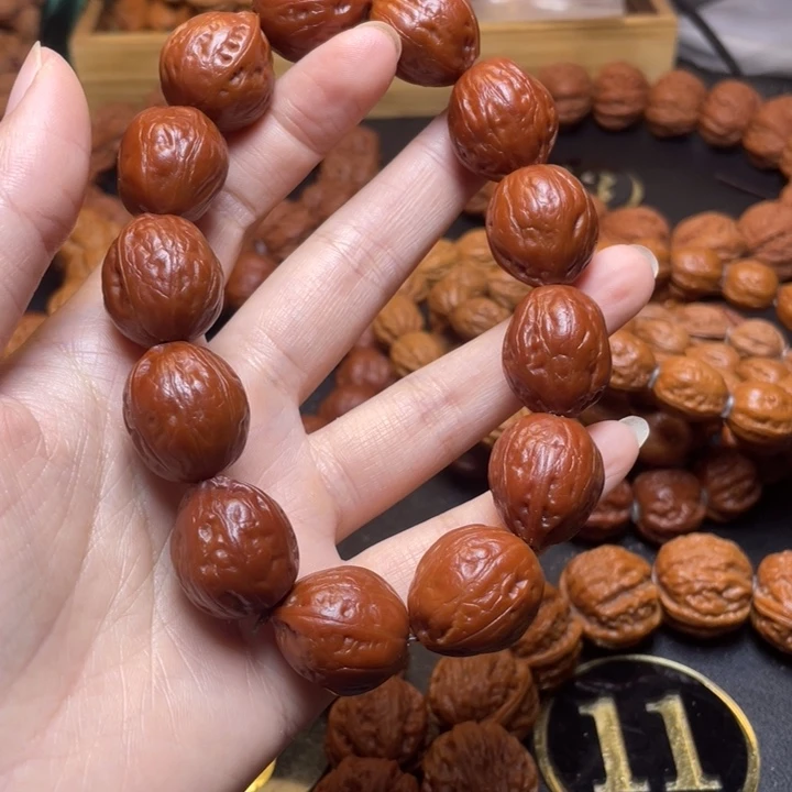 多***米把件文玩核桃蜜枣手串