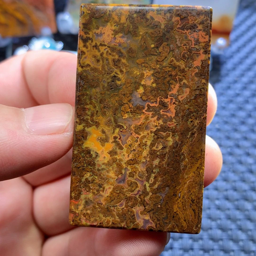 未镶嵌颈饰玛瑙/玉髓担**月