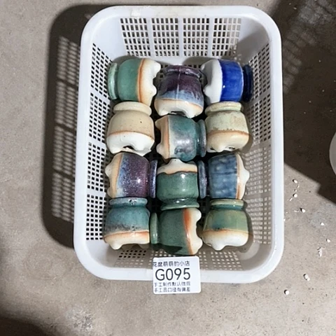 紫砂花盆095微瑕品口径3厘米左右尺寸的