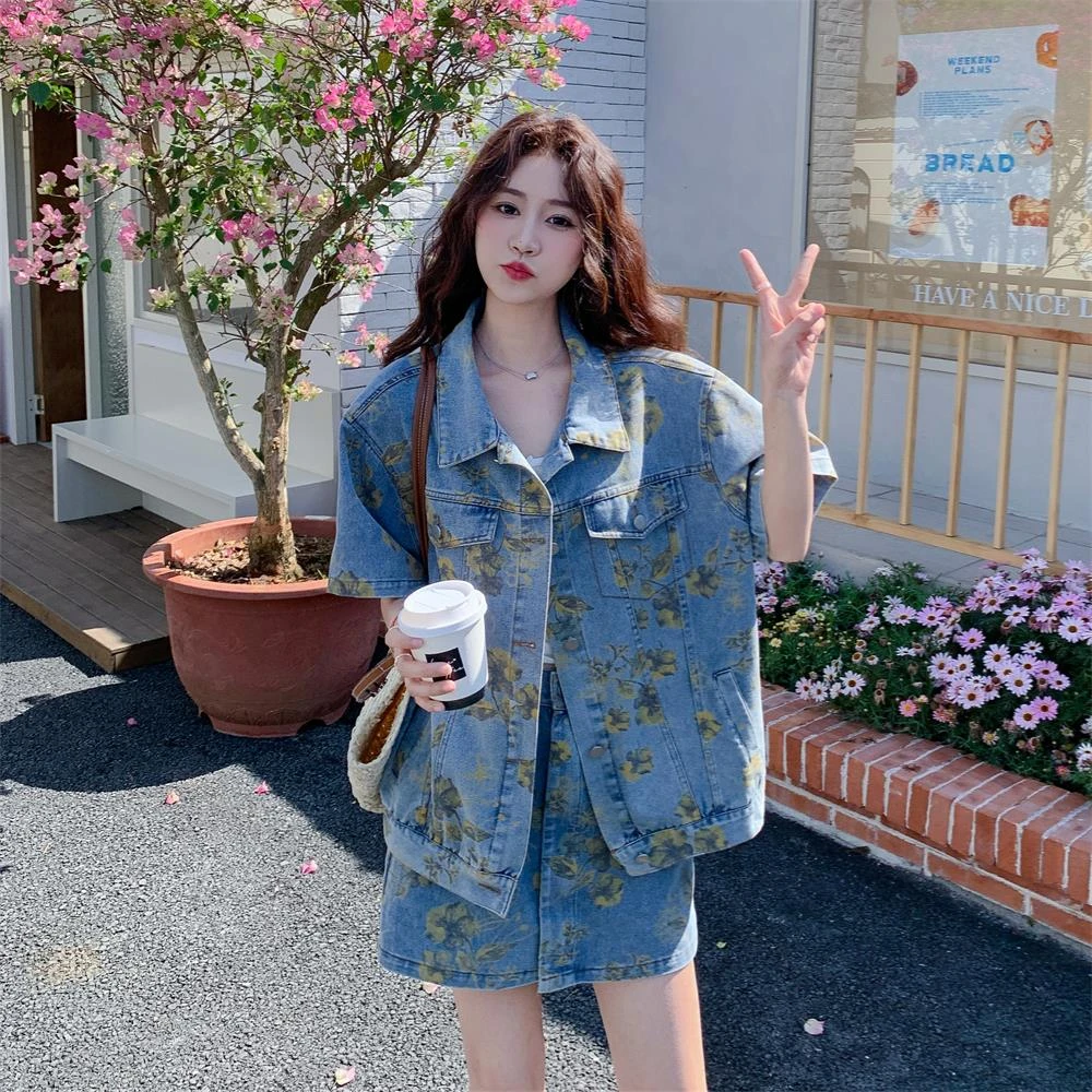 港风复古碎花牛仔短裙套装女夏2025新款小个子两件套大方得体穿搭