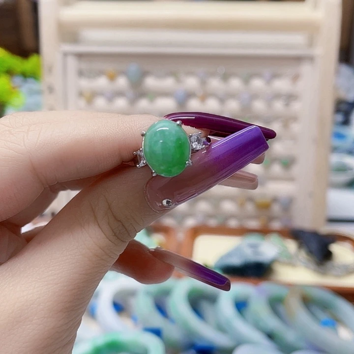 翡翠未镶嵌颈饰天然翡翠Ａ货