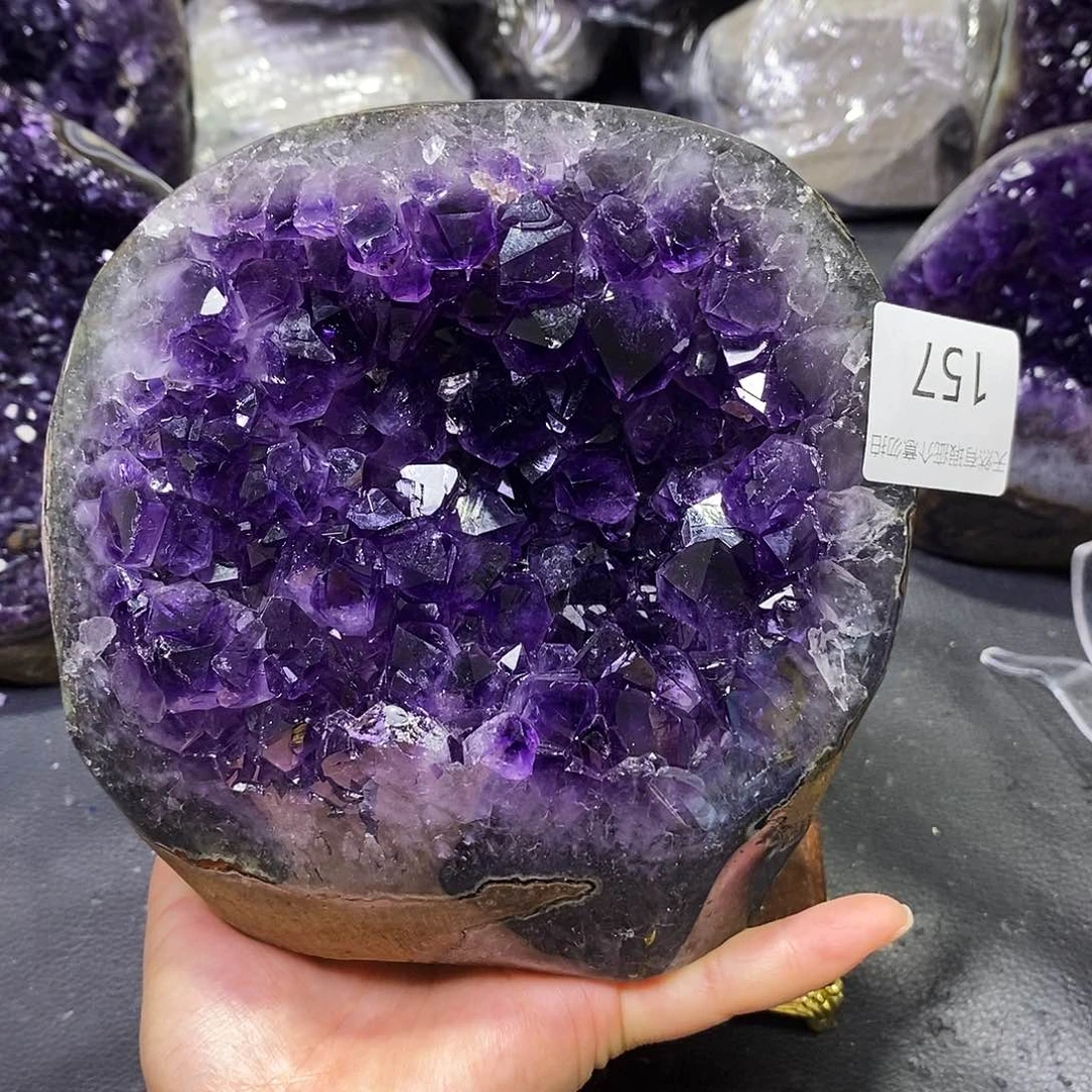 未镶嵌水晶大型摆件（非配饰）