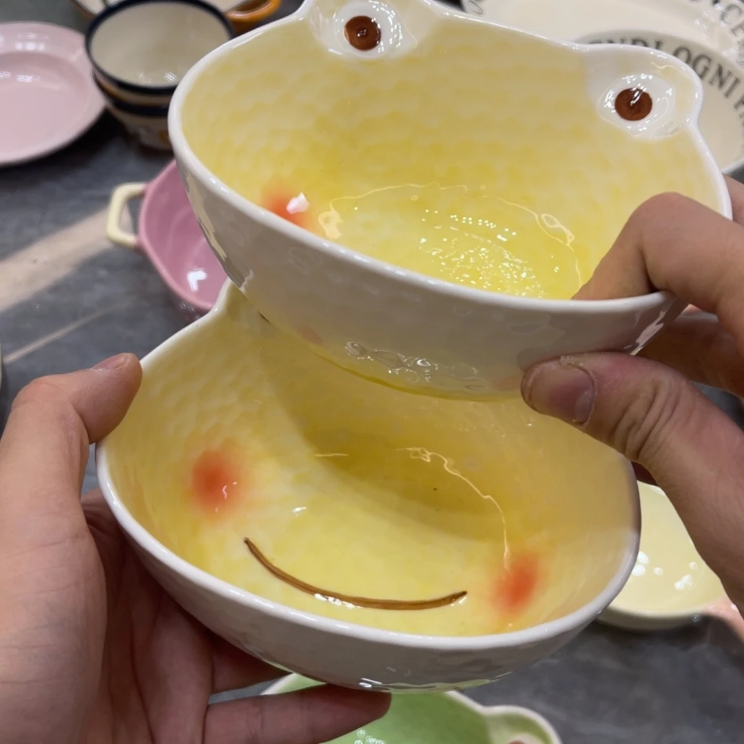 陶瓷微瑕餐具介意勿拍，满18飞！