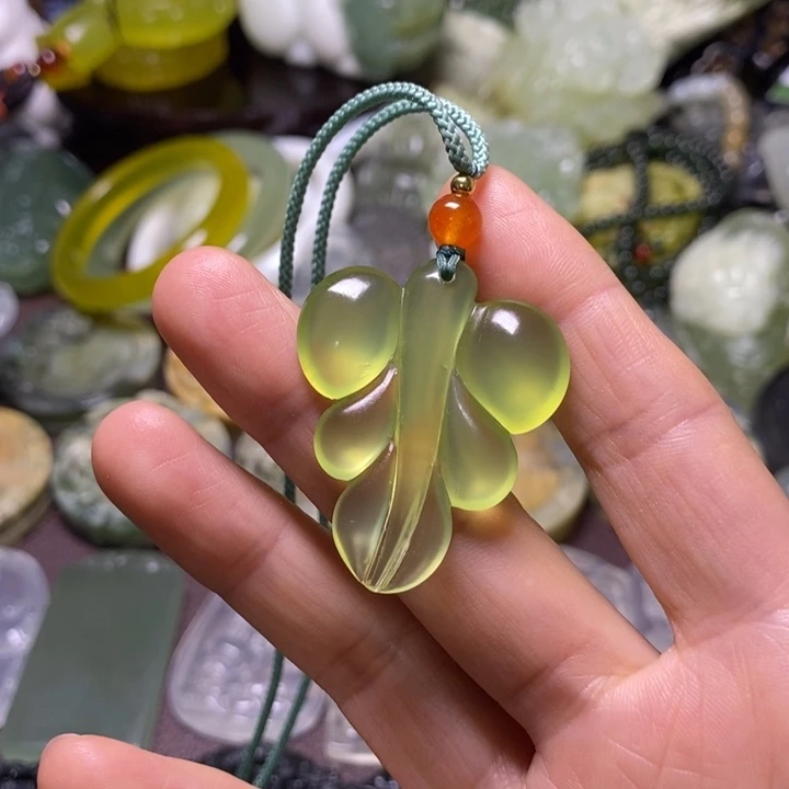 岫玉未镶嵌岫玉颈饰