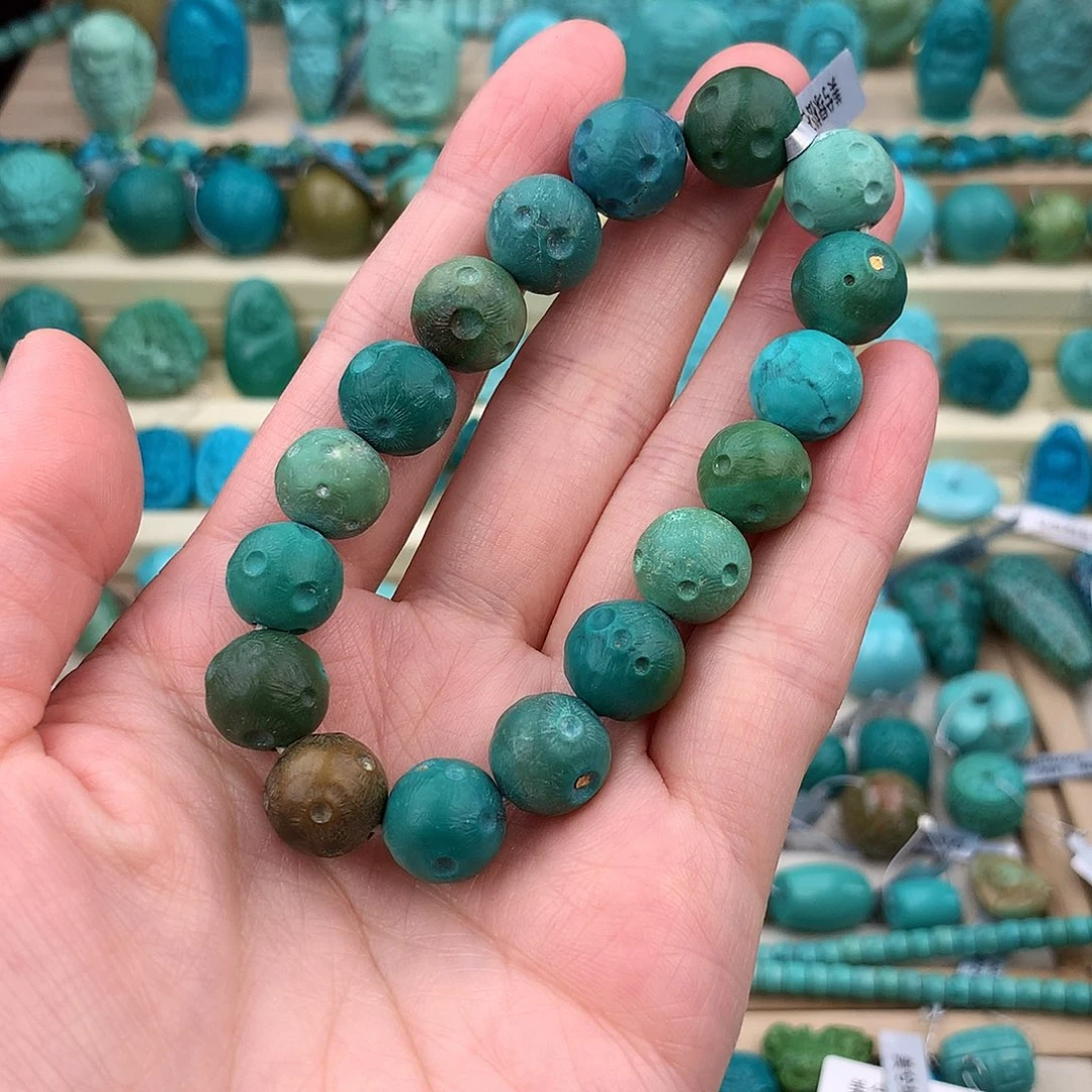 绿松石未镶嵌珠宝奇石