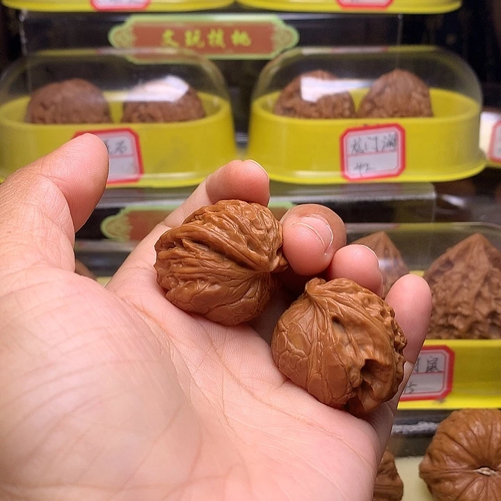 把件文玩核桃飞蛇