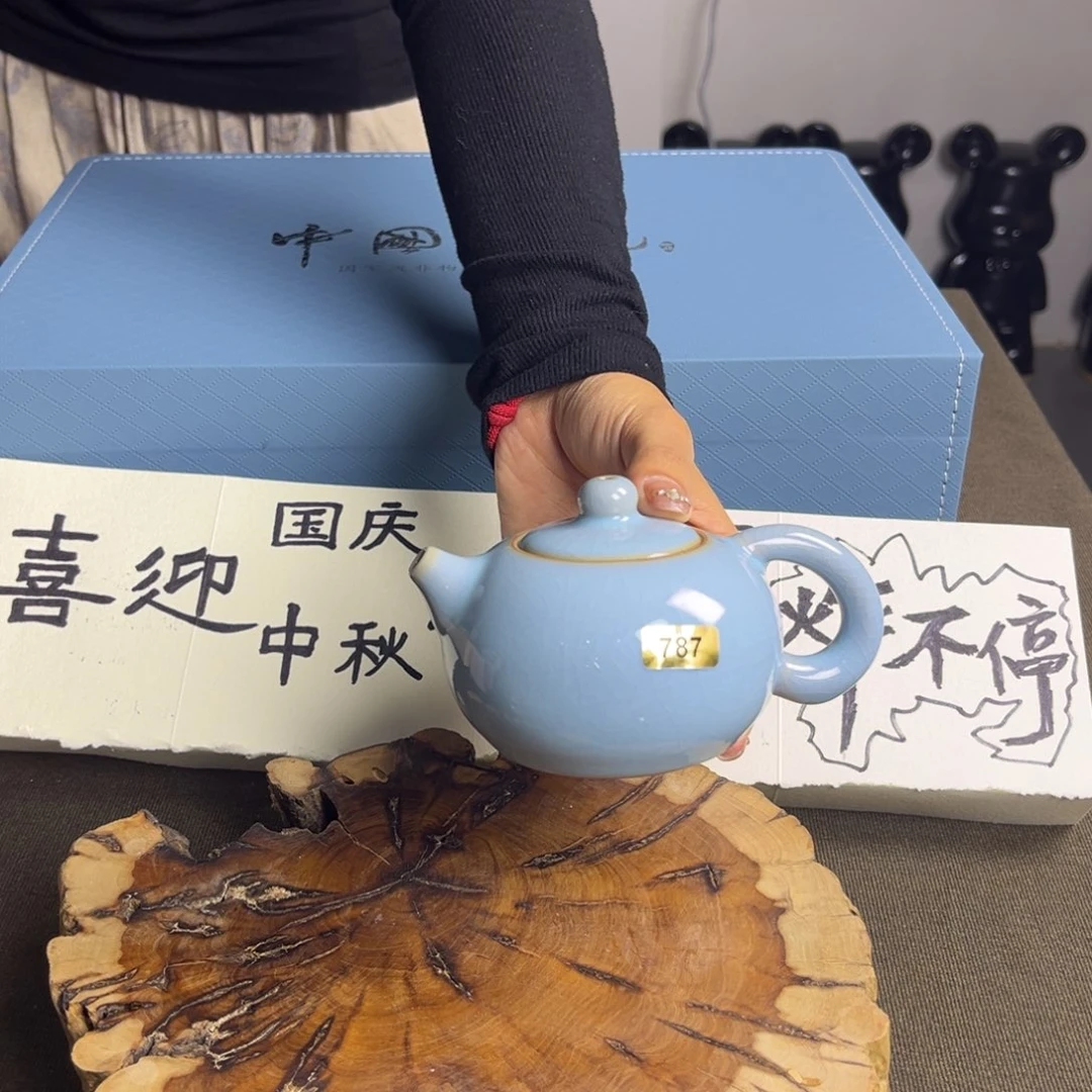 摆件哈哈哈哈哈哈哈哈哈哈哈哈哈