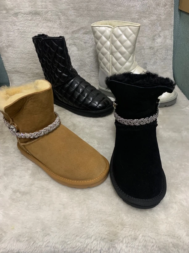 皮毛一体羊毛雪地靴时尚雪地靴加绒平底短筒加厚冬季棉鞋女靴靴子