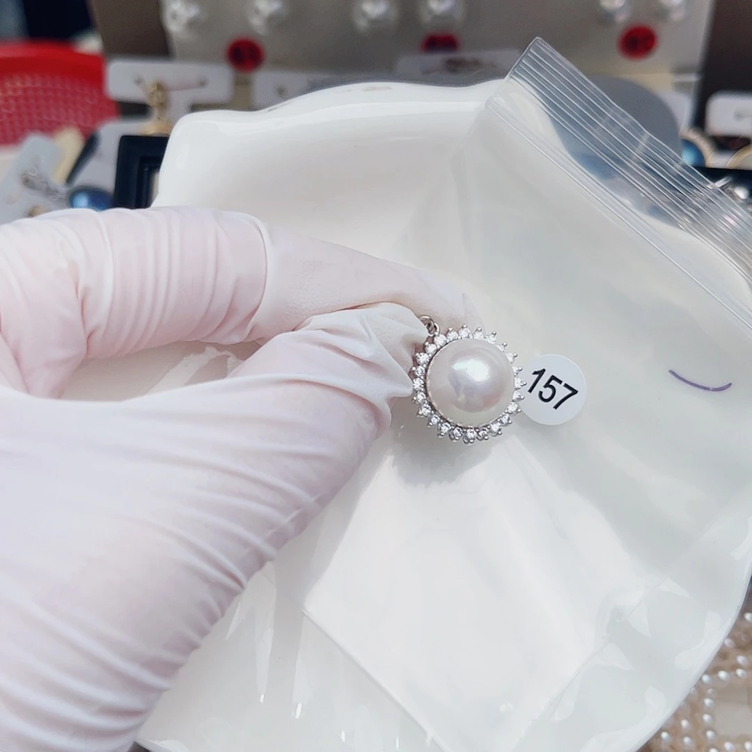 银S925镶嵌淡水珍珠耳饰