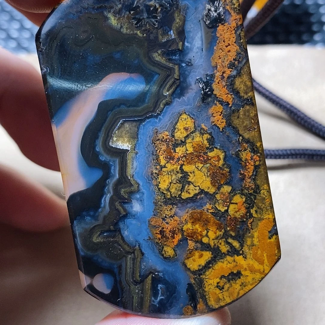 玛瑙/玉髓颈饰未镶嵌九**皋