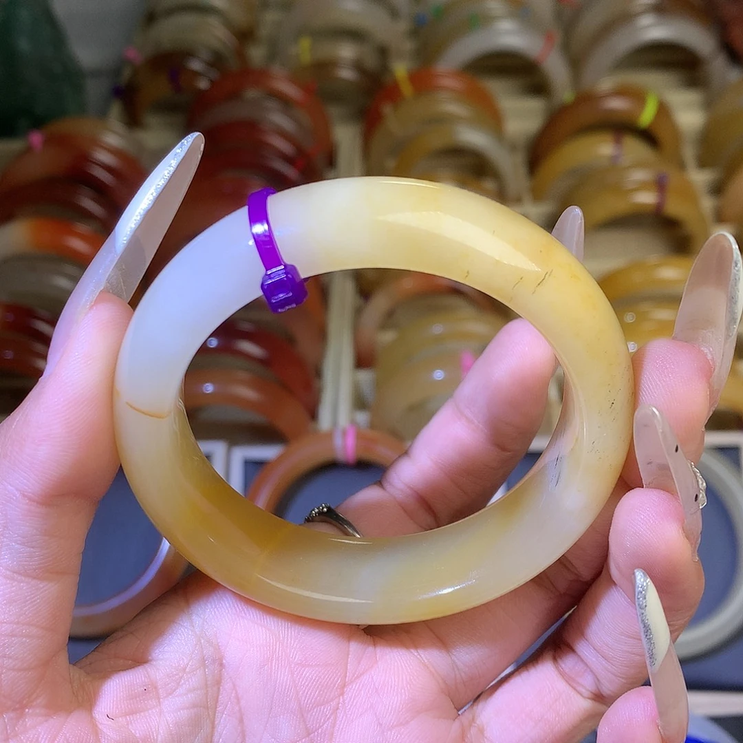 石英质玉（黄龙玉）未镶嵌手镯