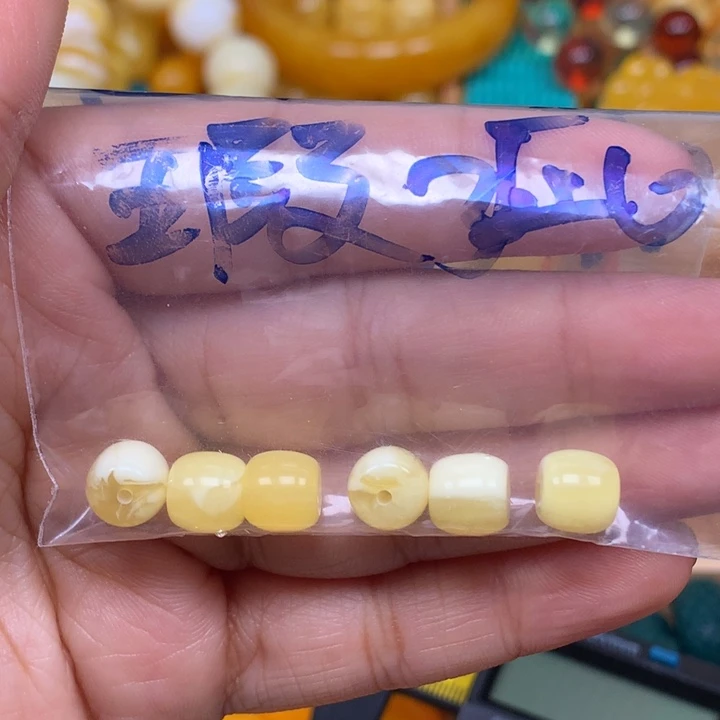 非金属仿琥珀配饰0144