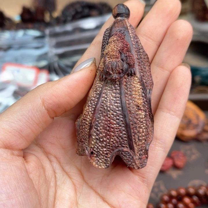 降真香其他7.5白菜海南红降雕刻件