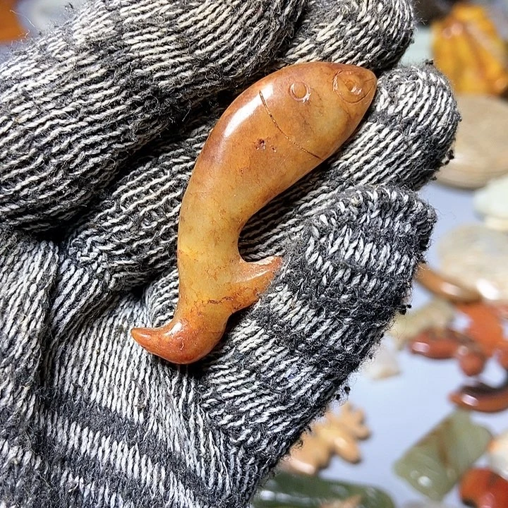 和田玉未镶嵌颈饰92