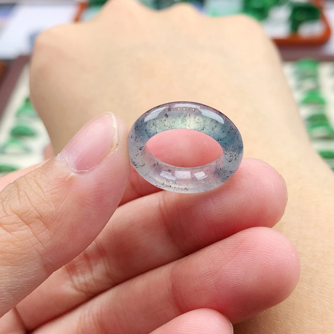 翡翠未镶嵌戒指3号