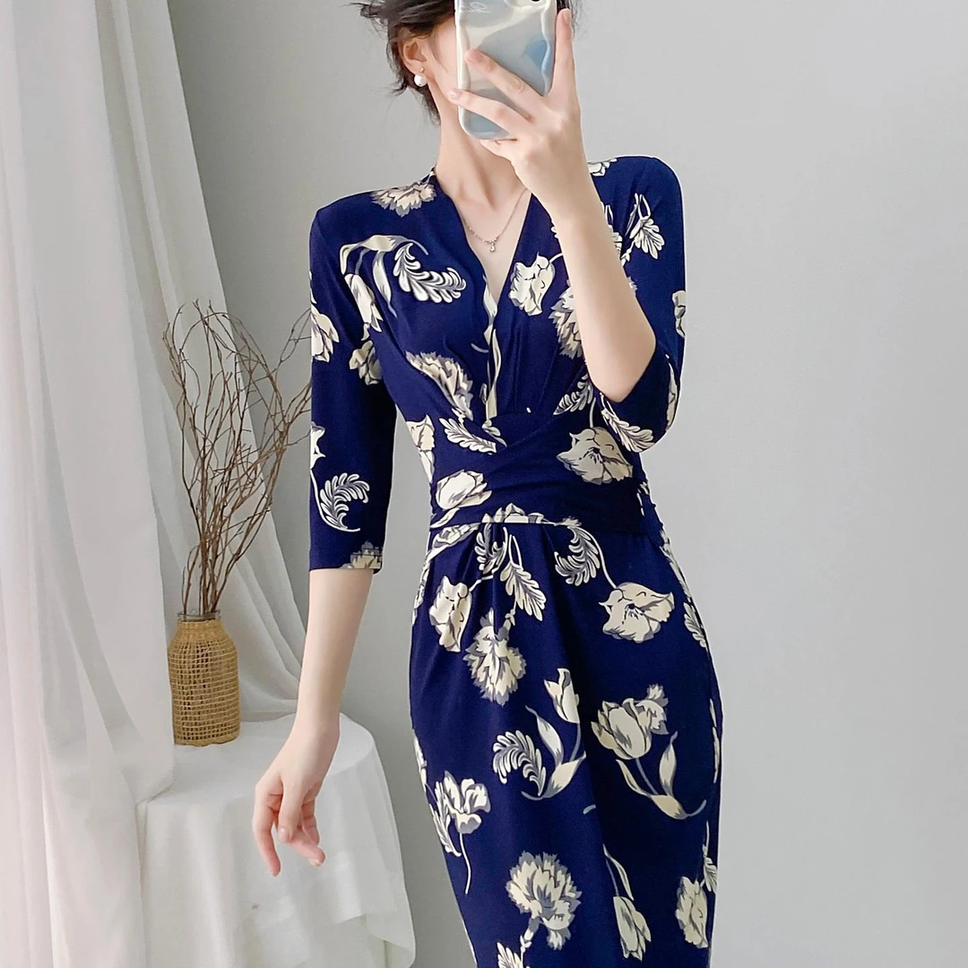 PGDVF连衣裙显瘦长款气质法式修身裹身裙E25053藏蓝底海棠花套头