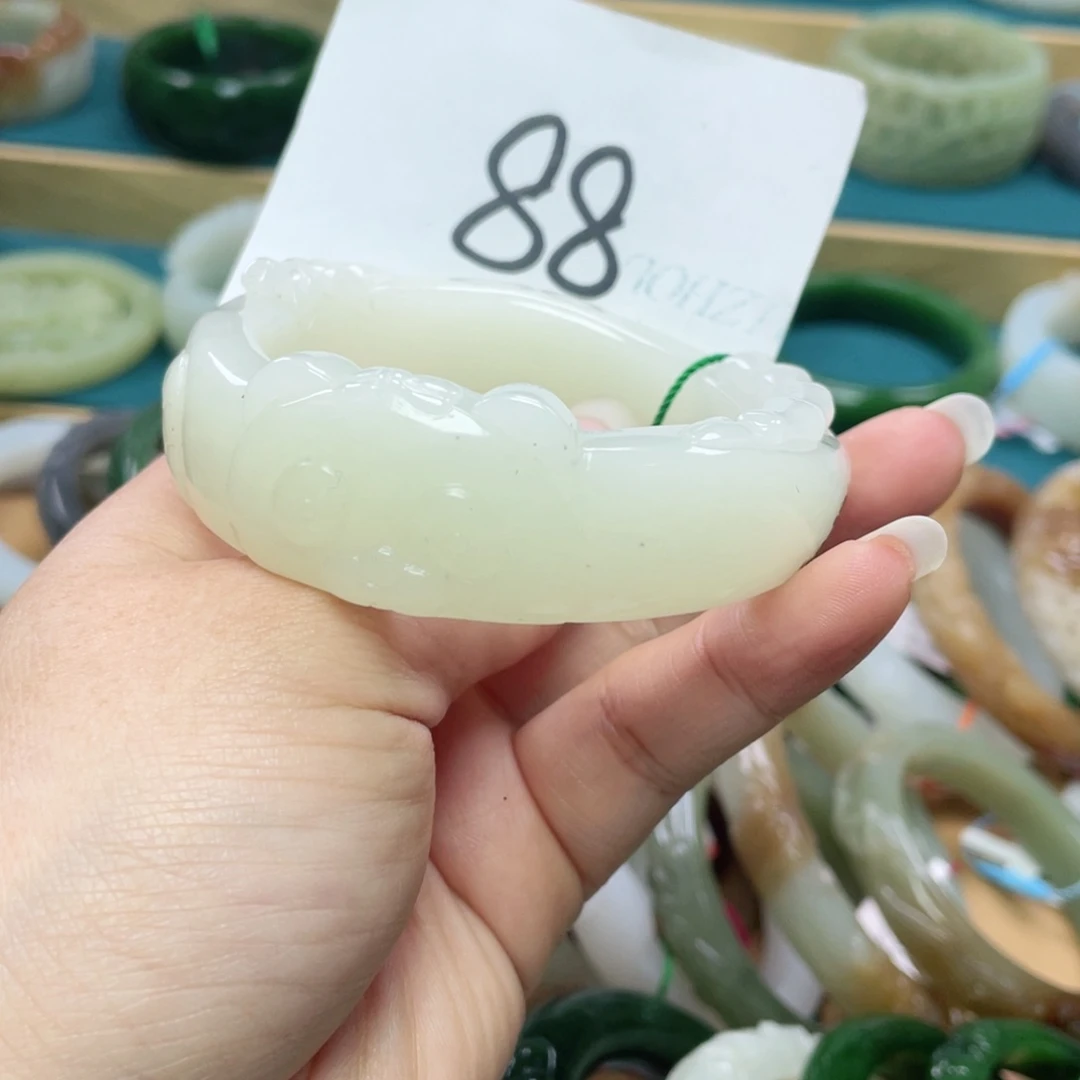 未镶嵌手镯和田玉圈口55