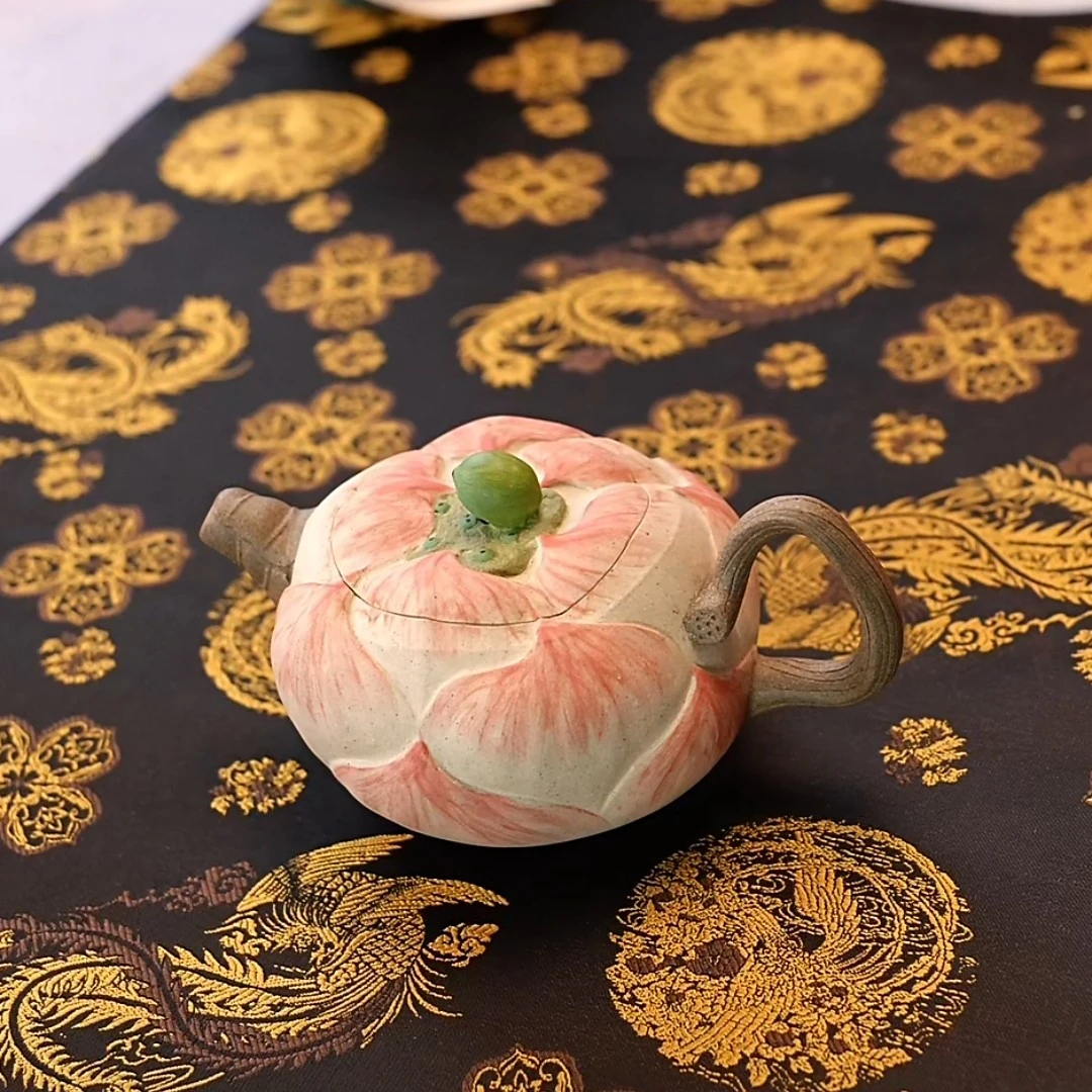 念一《莲花壶》白段泥手绘茶壶花器手工原创盗版必究