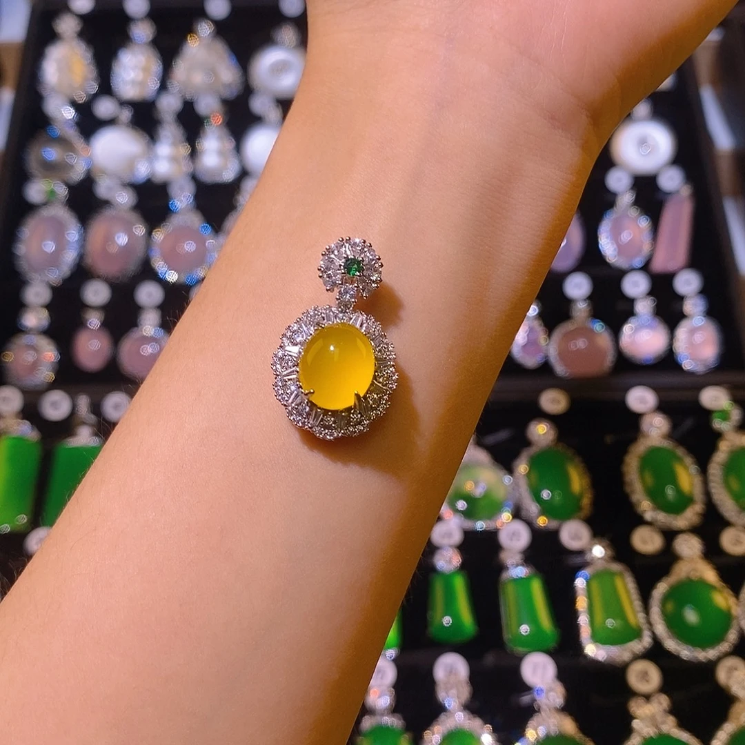 合金颈饰玛瑙/玉髓