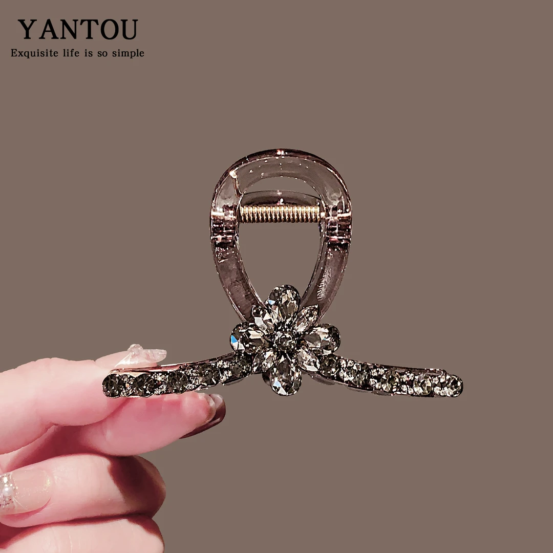 韩版高级感水晶花抓夹后脑勺盘发鲨鱼夹子发夹气质新款精致发饰女