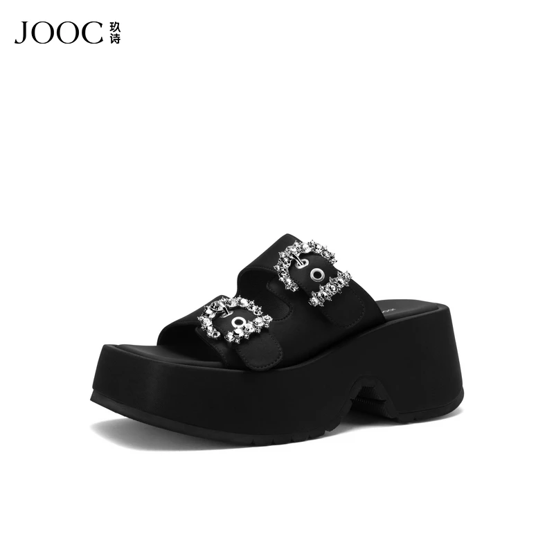 JOOC玖诗时尚拖鞋女2025夏季新款水钻百搭厚底沙滩鞋黑色增高女鞋