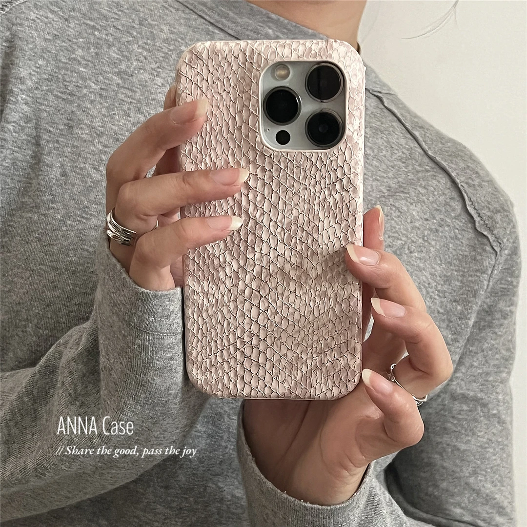 小众高级感浅粉色烫金丝蛇纹皮质适用iPhone16Promax苹果15手机壳