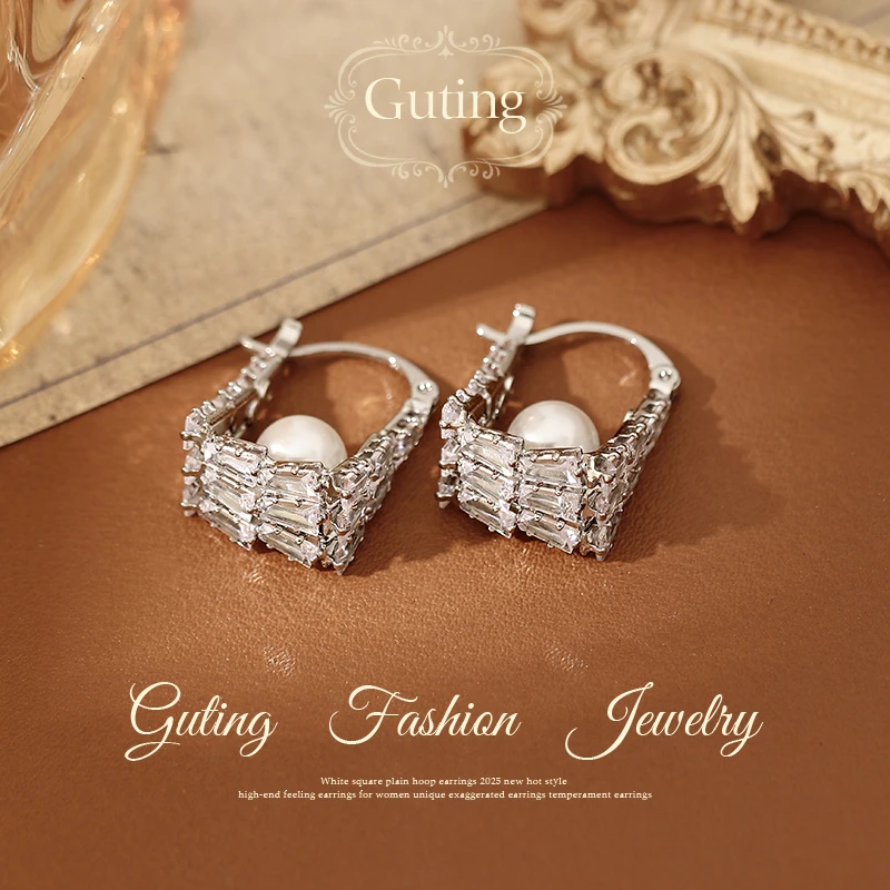 铜合金合成锆石耳饰 22136银色U型珠珠耳扣耳钉女耳环高级感耳饰