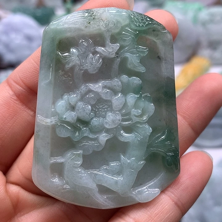 翡翠未镶嵌颈饰花开富贵多彩颜色福利