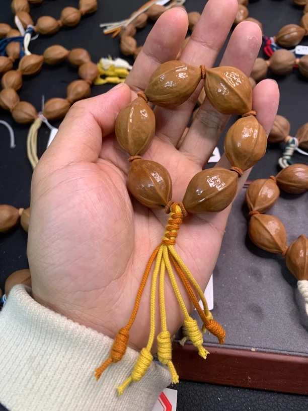 原生态梅林铁核 手捻20*30橄榄核