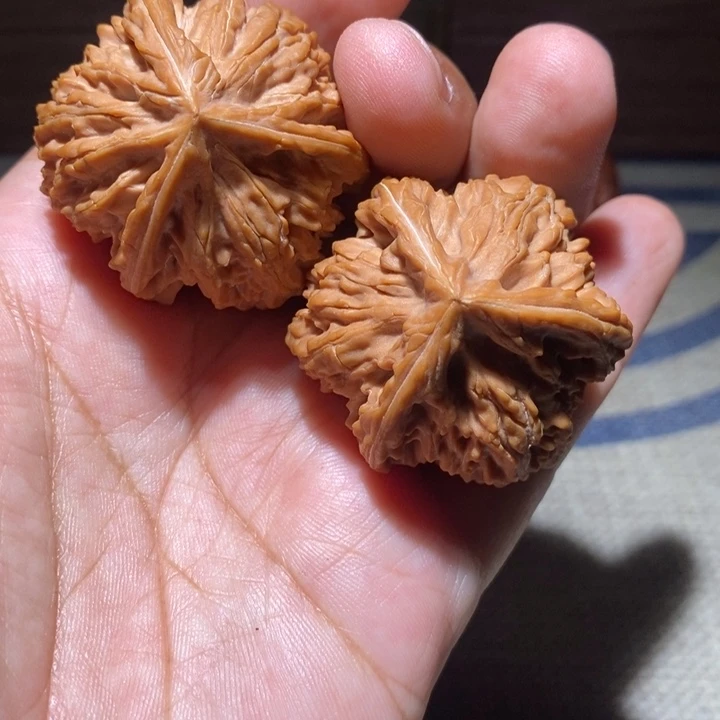 我***枪把件文玩核桃核桃