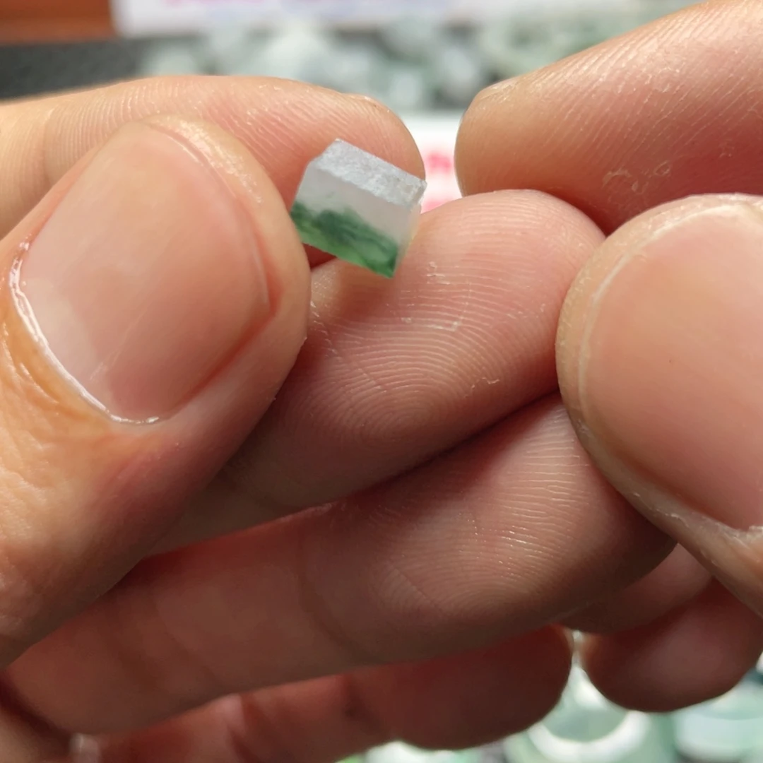 定制翡翠未镶嵌翡翠