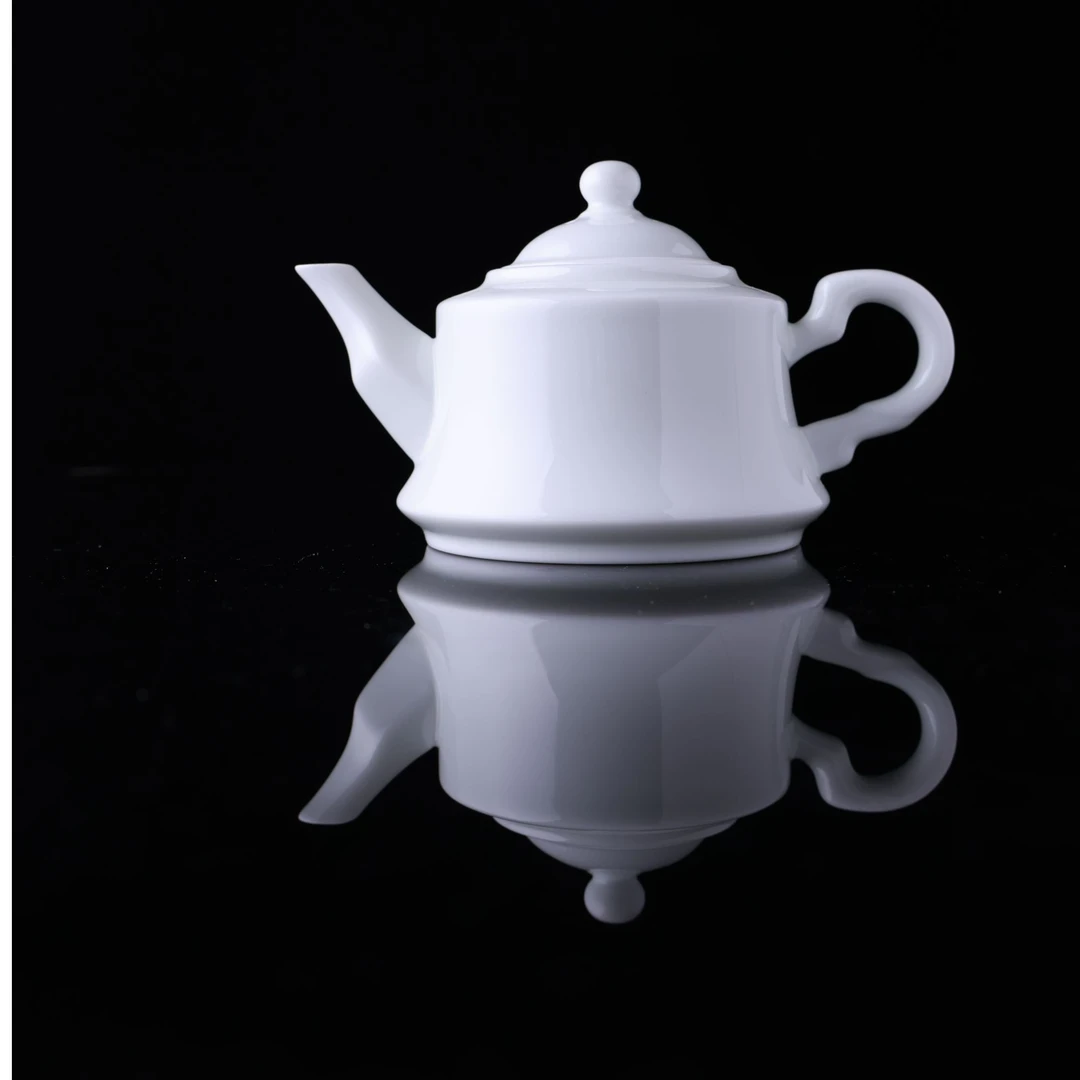 景德镇手工白胎壶