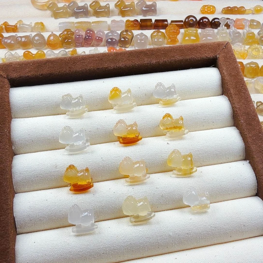 玛瑙/玉髓颈饰合金