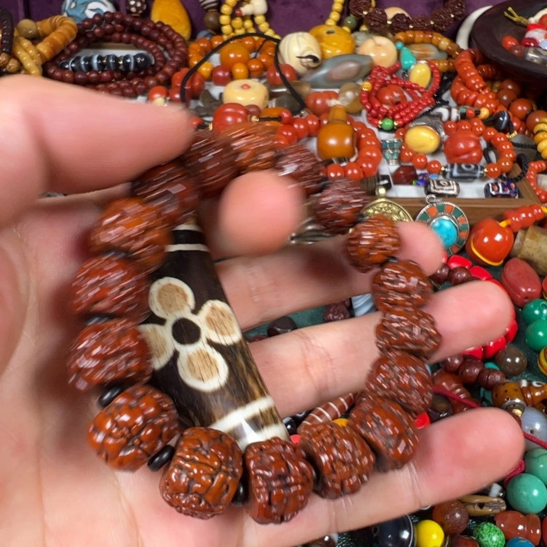 金刚菩提吊坠叹*手持