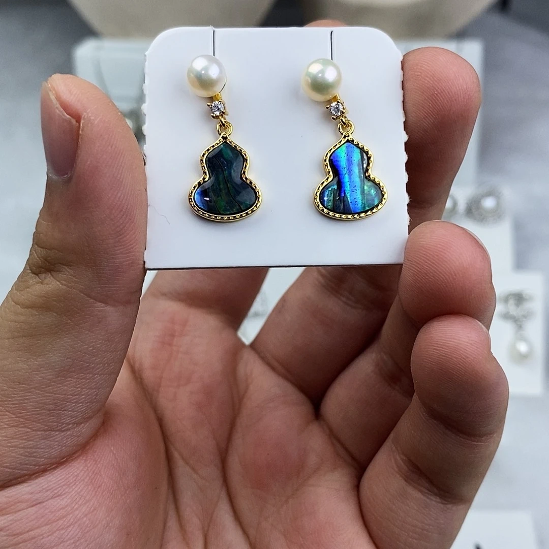 淡水珍珠未镶嵌耳饰