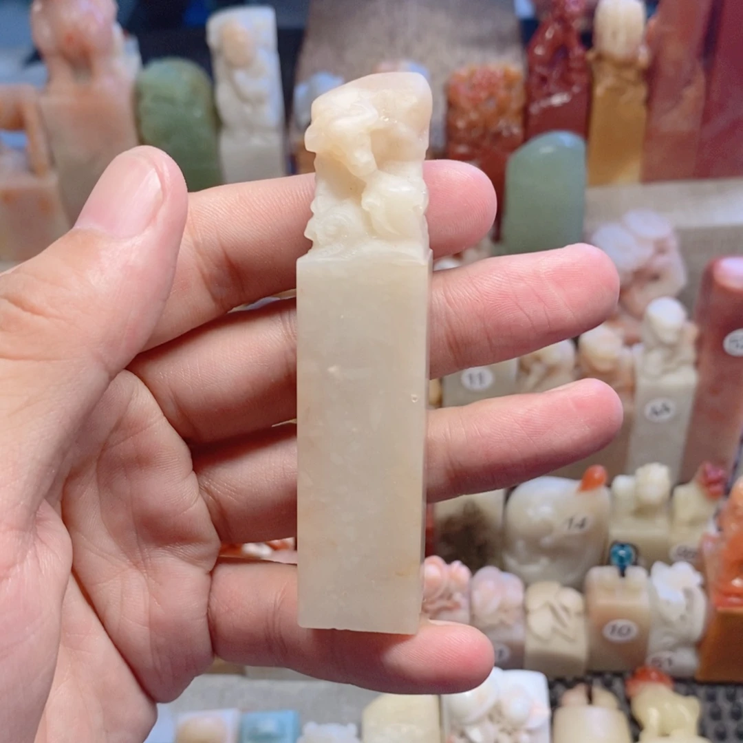 寿山石印石生肖牛1.8