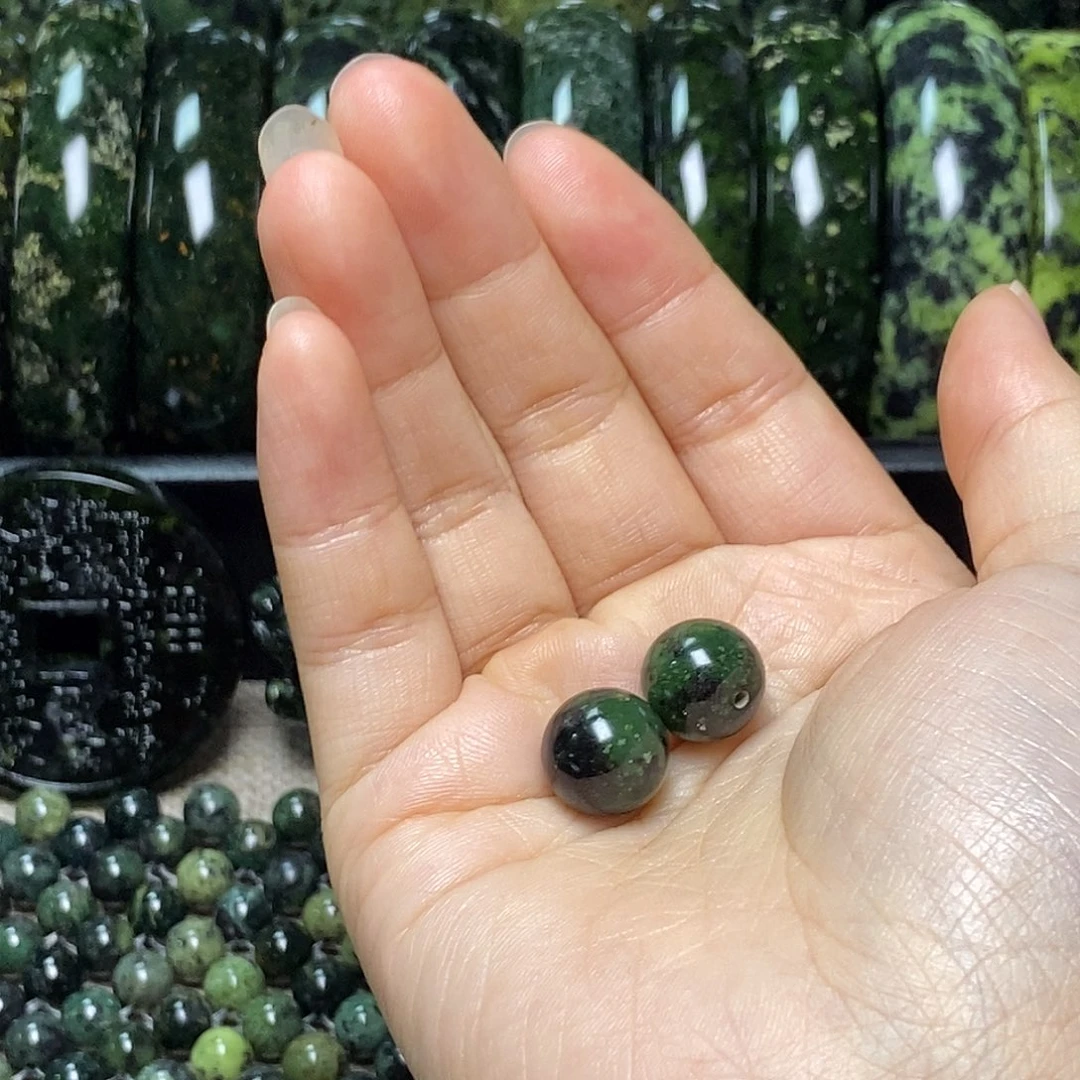 孤***爷蛇纹石玉未镶嵌药王石吊坠