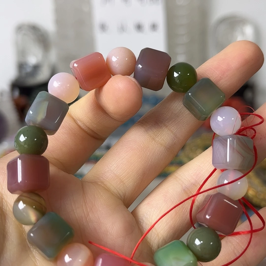 玛瑙/玉髓未镶嵌手链矿坑