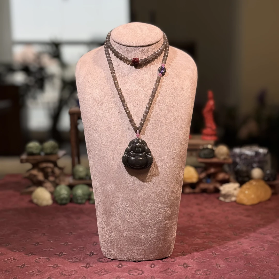 铭昌福精品天然和田玉烟紫佛公吊坠高货无黑点（40*40*12）5603-5