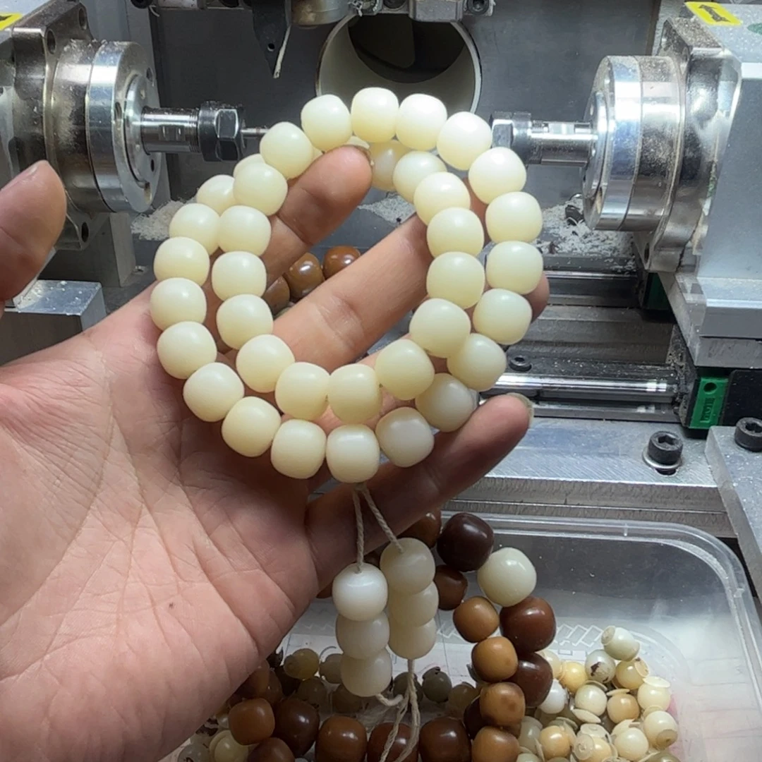 桃***子菩提根/象牙果吊坠