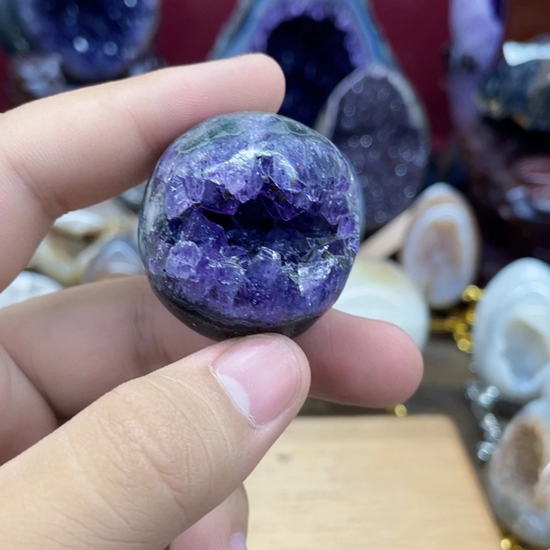 紫晶未镶嵌大型摆件（非配饰）