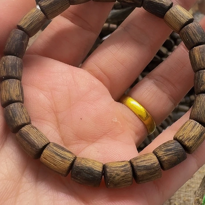 沉香沉香枕14克，单圈桶珠